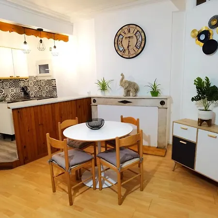 T2 Meuble Quartier Chateau De